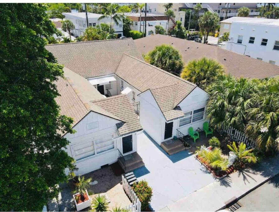 לייק וורת' Steps To Beach & Downtown! Cozy Beach Bungalow #1 מראה חיצוני תמונה