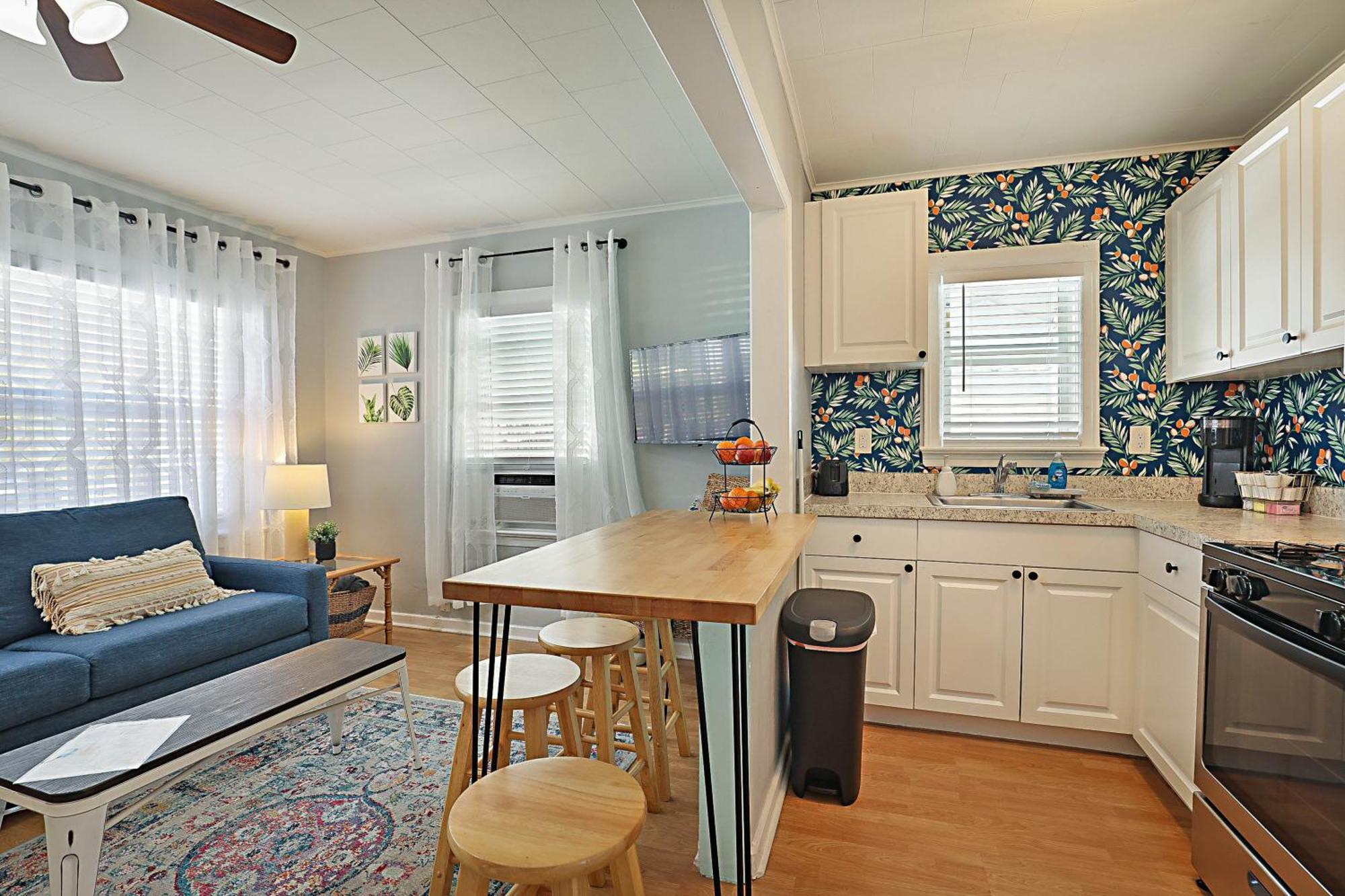 לייק וורת' Steps To Beach & Downtown! Cozy Beach Bungalow #1 מראה חיצוני תמונה